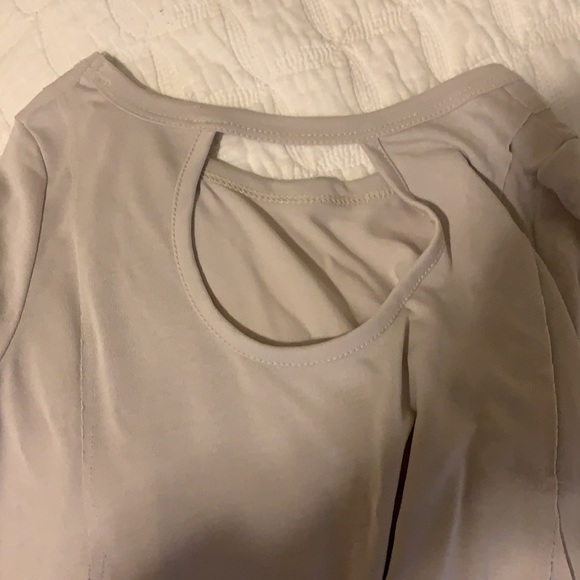 really cute top top!! - Picture 2 of 3